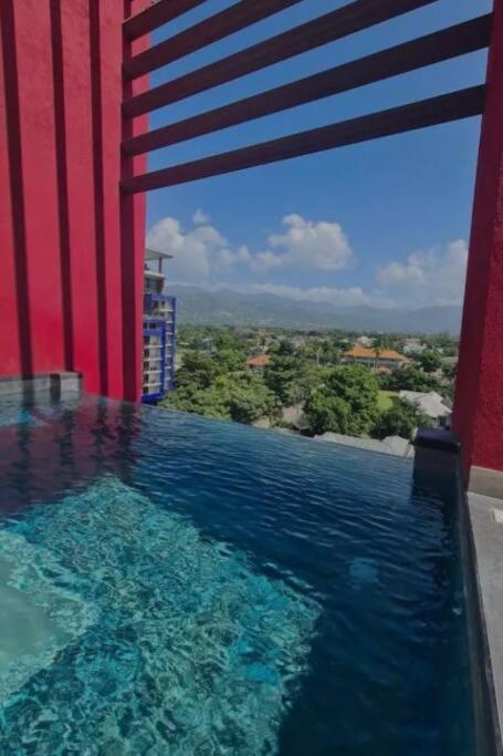 Parkhurst Lux Condo Near Devon House Kingston Ngoại thất bức ảnh