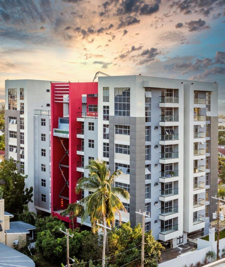 Parkhurst Lux Condo Near Devon House Kingston Ngoại thất bức ảnh